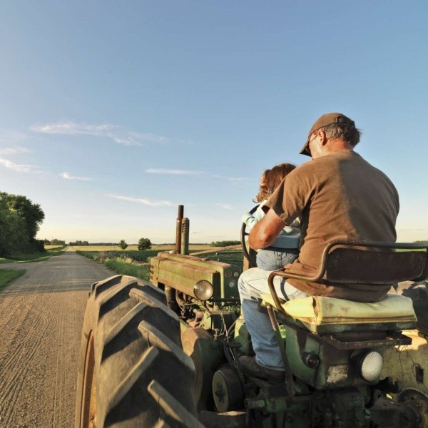 OEM & ODM Agricultural Machinery Solutions for Global Partners